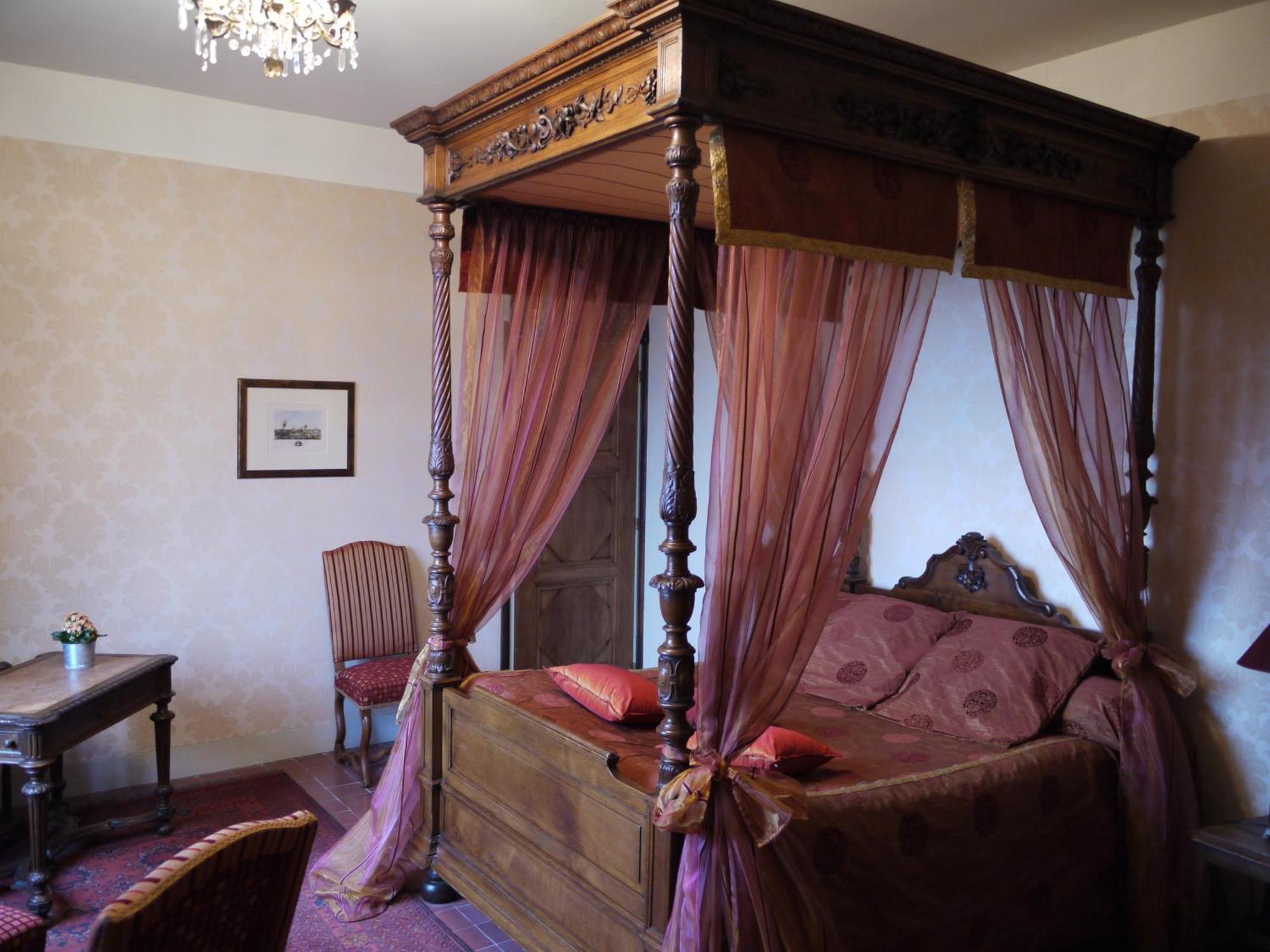 Chateau De Courseulles Bilik gambar
