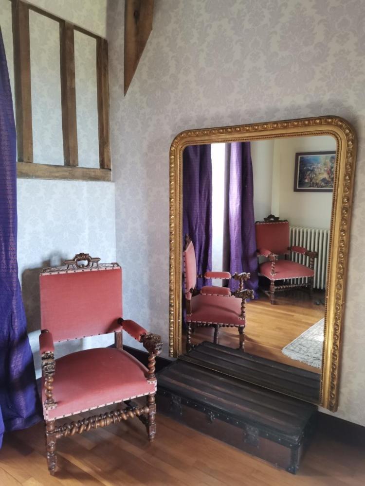 Chateau De Courseulles Bilik gambar